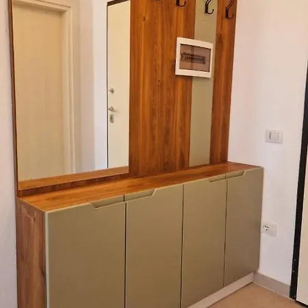For 6 Person With Garden Apartment